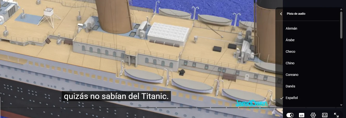 Menú Pista de audio de YouTube con 26 idiomas y el español seleccionado en un vídeo doblado